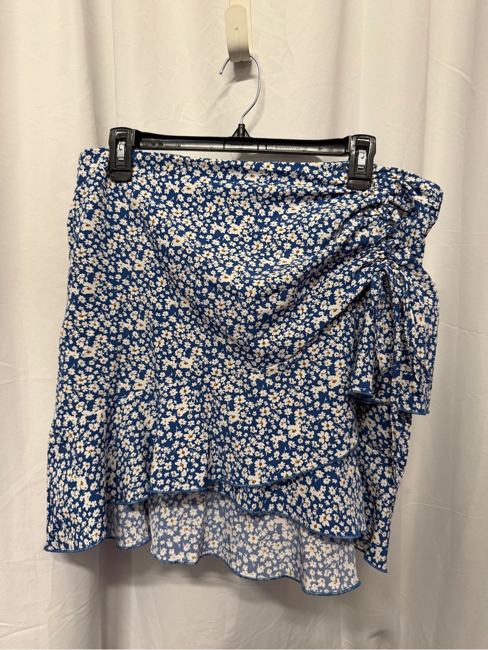 SHEIN Blue Floral Ruffled Wrap Mini Skirt